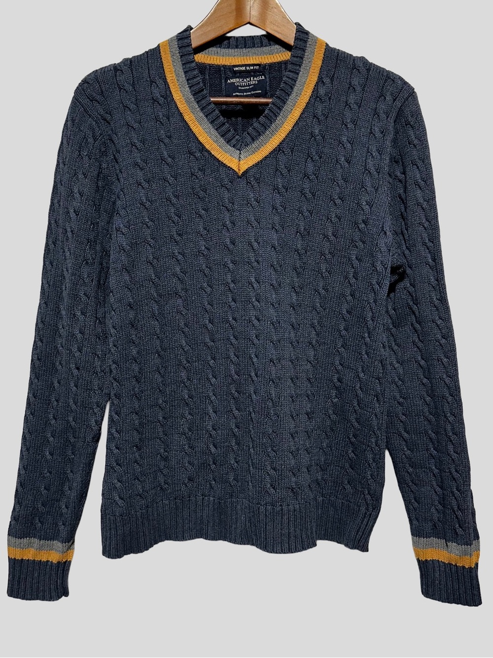 American Eagle Cable Knit V-Neck Sweater Preppy Collegiate Varsity Heritage S